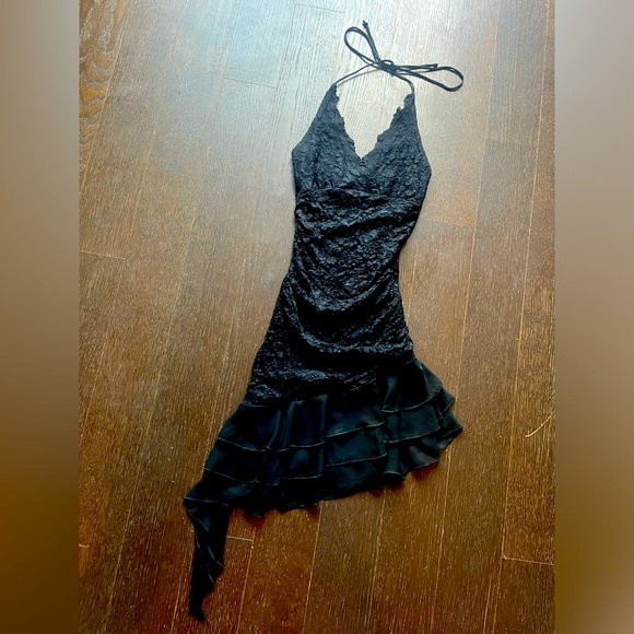 Dresses & Skirts - Vintage Black lace halter tie-up asymmetrical evening dress XS